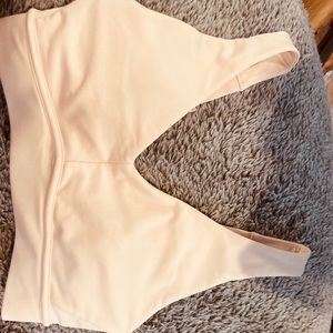 Fabletics blush pink adjustable sports bra